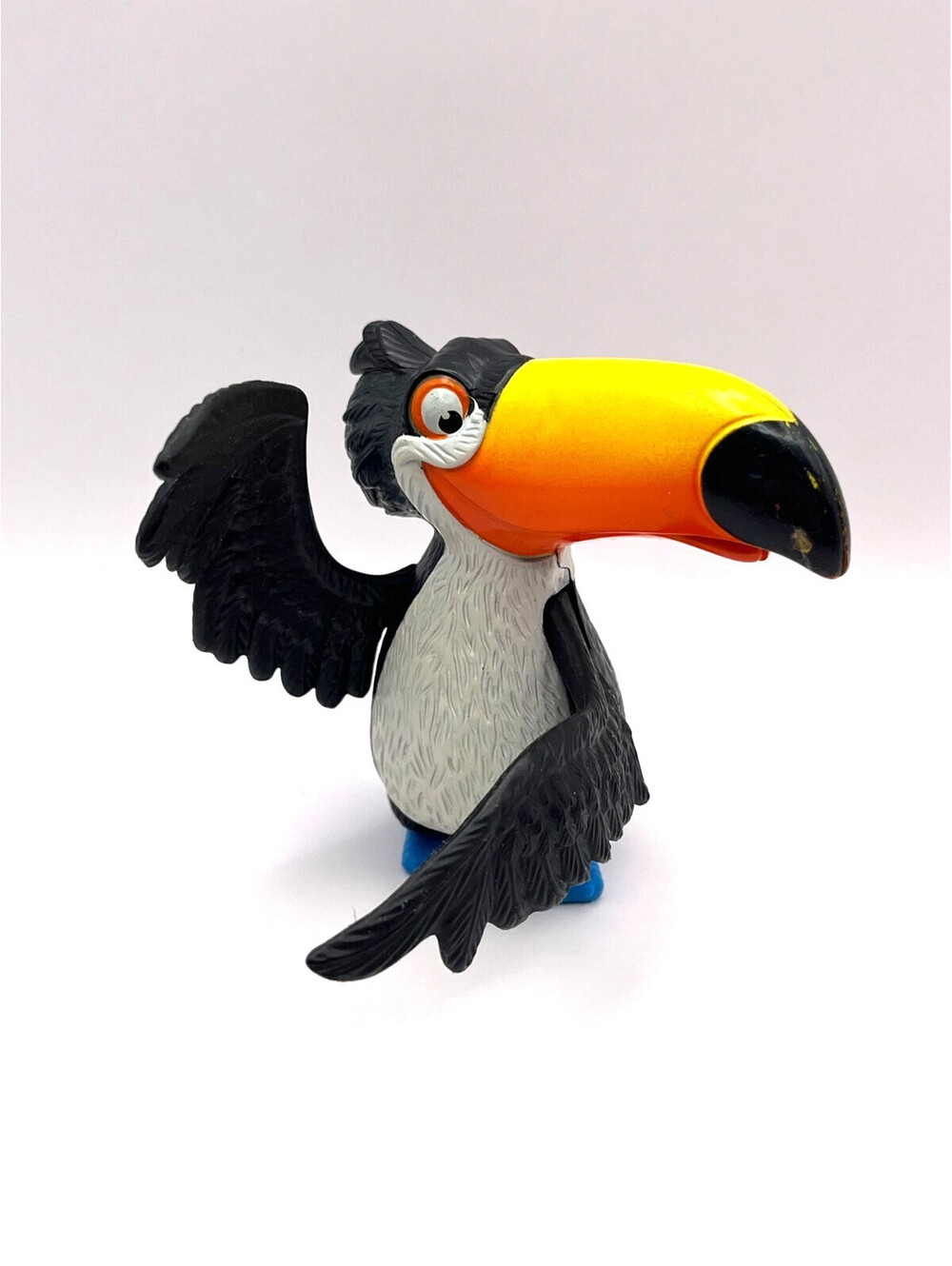 Rafael 2011 McDonald's Happy Meal Plastic Movable Play Toy Tuscan Bird Rio Movie